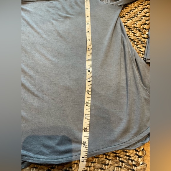 Feel the piece Terre Jacobs off the shoulder bell sleeves loose fit - Picture 7 of 9